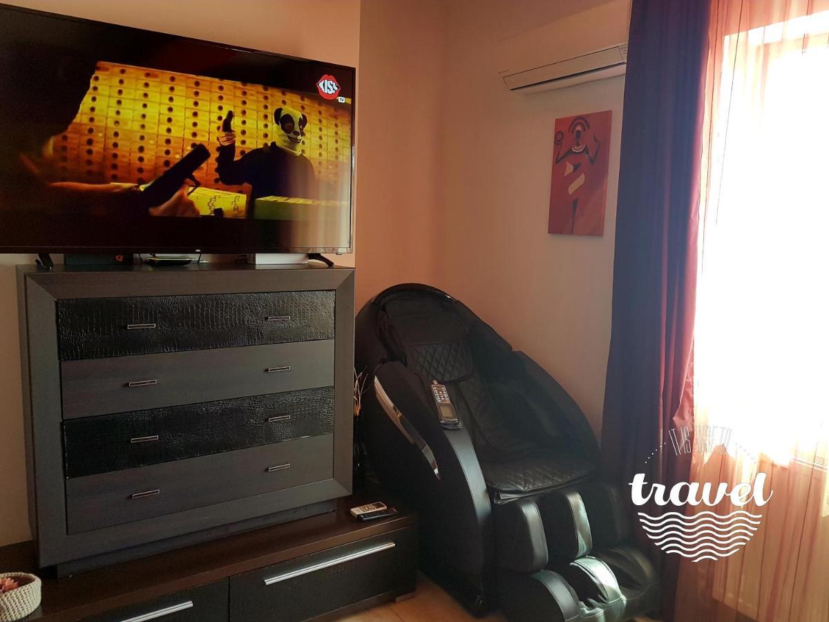 Yvo Lioness & Mamaia Nord Appartement Năvodari Buitenkant foto