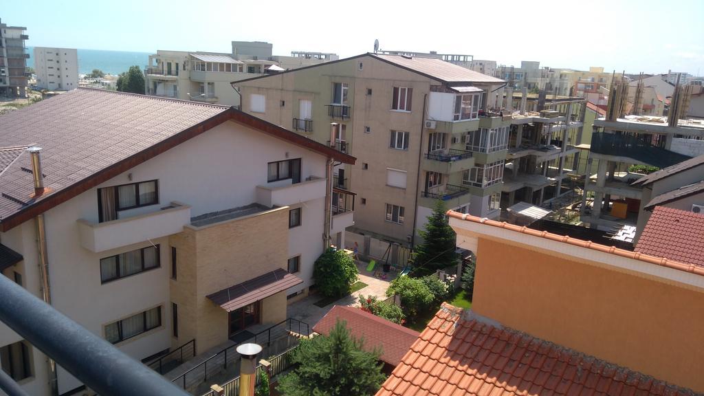 Yvo Lioness & Mamaia Nord Appartement Năvodari Buitenkant foto