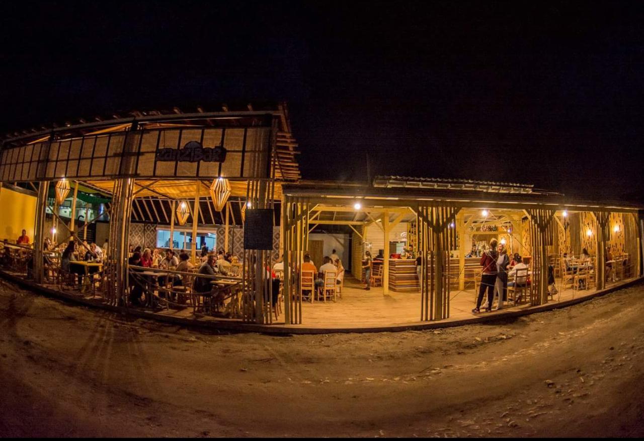 Yvo Lioness & Mamaia Nord Appartement Năvodari Buitenkant foto